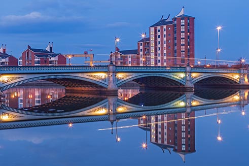 The Albert Bridge in Belfast at dusk – an image commissioned by Halsgrove Publishing.